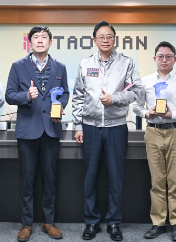 桃園市推動AI市容整潔系統榮獲雲端物聯網創新獎　桃園市長張善政肯定科技治理與數位轉型成果