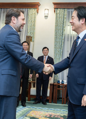 賴清德總統接見美國聯邦參議員蓋耶哥訪問團，重申捍衛和平決心並進一步深化臺美合作