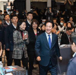 賴清德總統出席2026CWEF天下經濟論壇　提出強化國防、推動AI新十大建設與深化國際經貿合作策略