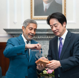 賴清德總統接見美光科技執行長　強調深化臺美合作，打造AI與半導體供應鏈韌性與全球競爭力