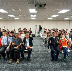 畢業季迎綠領熱潮！環境部攜104發布報告　近3萬工作數創十年新高、AI綠領需求五年翻倍