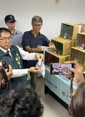 海巡署臺南查緝隊破獲嘉義大型喪屍煙彈據點　精美包裝暗藏煙毒　查扣近4千台非法電子煙主機市值逾6千萬元