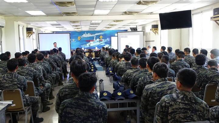 海巡署廉能關懷前進東沙 深植法治教育守護國安防線　強化前線人員廉潔與風險意識