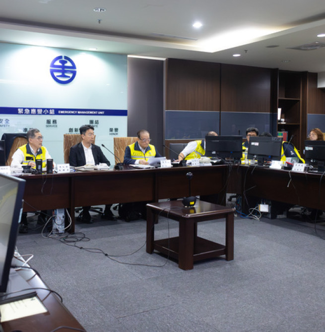 視察臺鐵一級應變小組　交通部長陳世凱：優先提供旅運資訊並待積水退後完成設施檢查