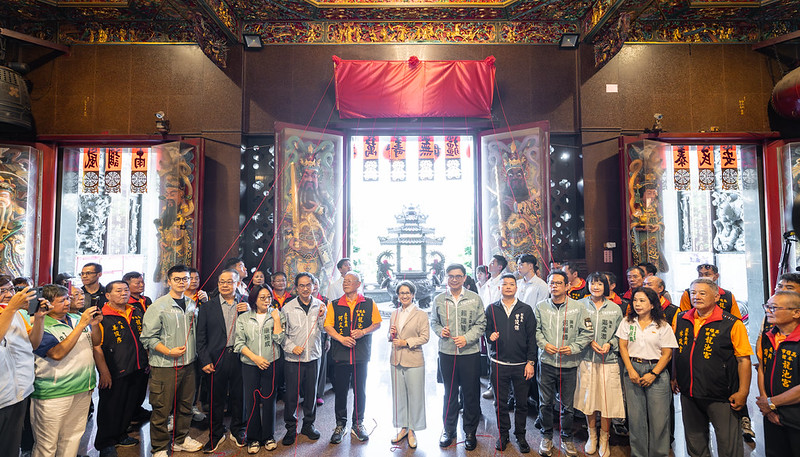 蕭美琴副總統赴高雄本館龍池宮參拜祈福　祈求臺灣風調雨順、國泰民安