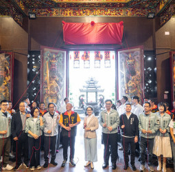 蕭美琴副總統赴高雄本館龍池宮參拜祈福　祈求臺灣風調雨順、國泰民安