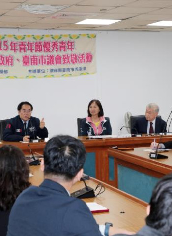 臺南市長黃偉哲青年節前夕接見救國團優秀青年代表　期勉關心公共議題並參與城市治理