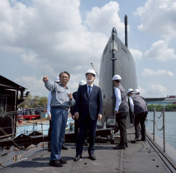 賴清德總統視導高雄海軍部隊　籲朝野共同支持國防建設　守護臺海現狀與和平