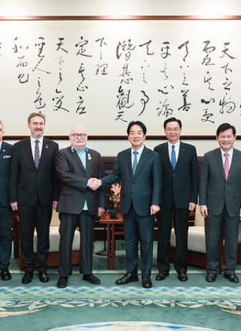 賴清德總統接見波蘭前總統華勒沙　強調臺灣將持續發揮良善力量成為全球民主韌性重要貢獻者