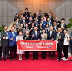 行政院長卓榮泰接見泰國台泰國會議員友好協會顧問團　積極推動十三項國家戰略產業以深化臺泰民主供應鏈合作關係