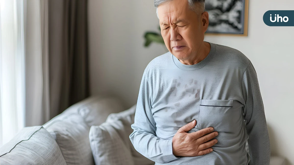 80歲翁肝癌合併腹水 雙免疫治療助穩肝功能