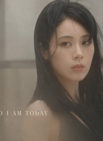 創作才女eLynn陳箴推新歌 攜好友打造奇幻短劇《記憶手術師》
